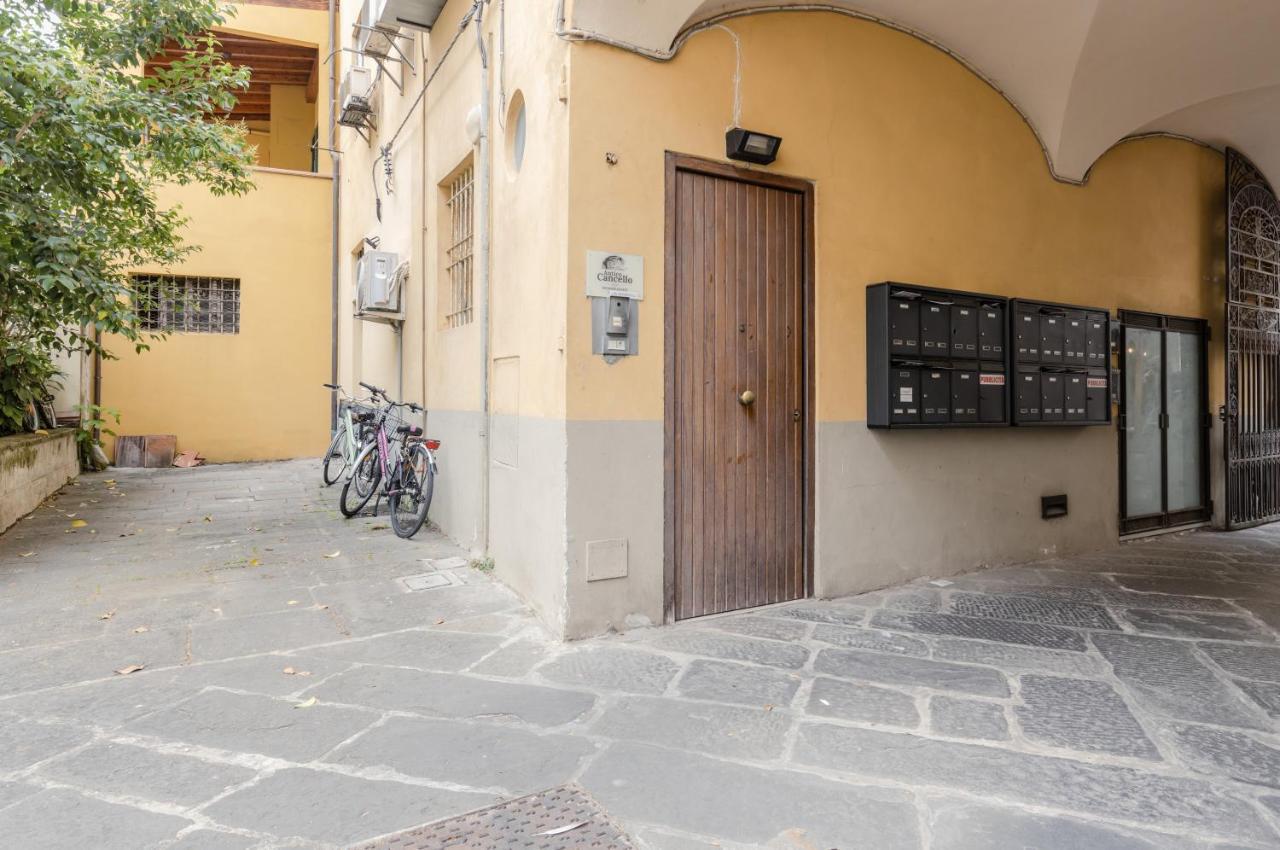 Lucca - Piazza Dell'Anfiteatro Central Apartment! Exteriér fotografie